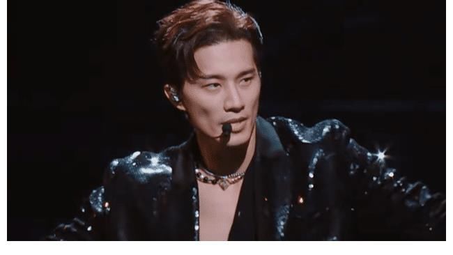 《追光吧》初舞台反响平平,张卫健独木难支,“皇族”已浮出水面