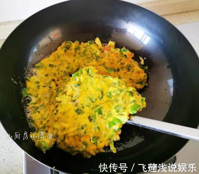 玉米面|玉米粉粗粮细作,2分钟做一盘,比吃馒头香,老人孩子都爱吃