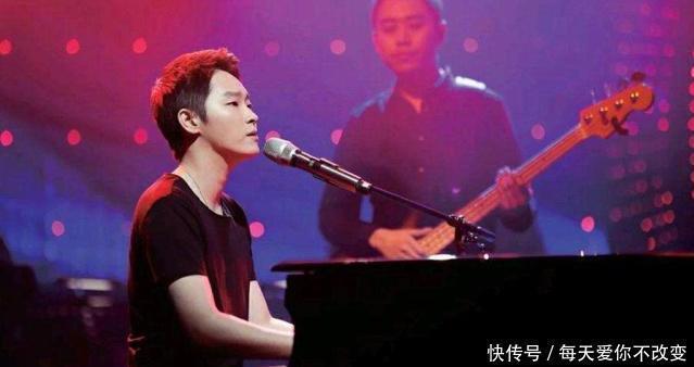 好声音|她三年前被那英淘汰,如今和那英平起平坐!网友:这脸打的疼吗?