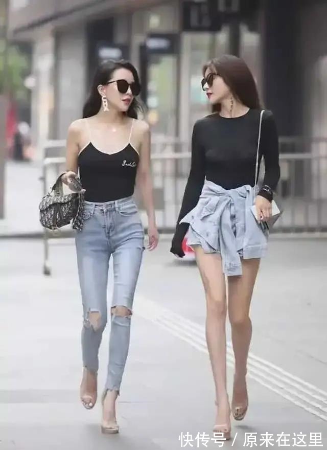闺蜜 这一对闺蜜长发飘飘,头戴墨镜,身材高挑,身穿牛仔,时尚洋气!