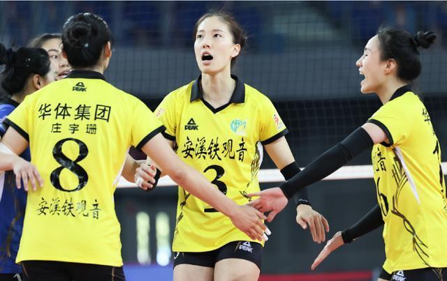 中国女排|41扣20中轰下23分!女排美女打出巨星风采,连扣带拦成球队英雄