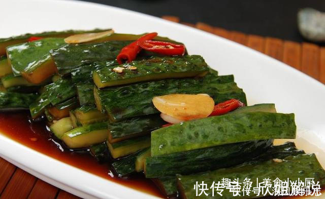黄瓜|婆婆做出的腌黄瓜，秘密大公开，不用煮汤料，放再久都不会坏！