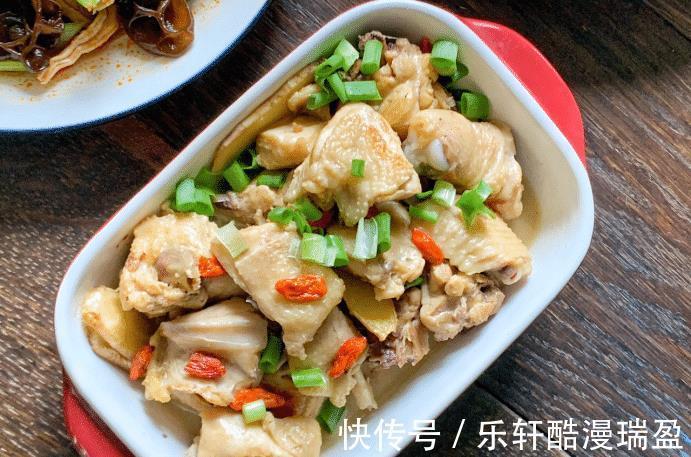 鸡肉块|想吃麻油鸡不用出去吃，自己在家也嫩做，味道不比买的差