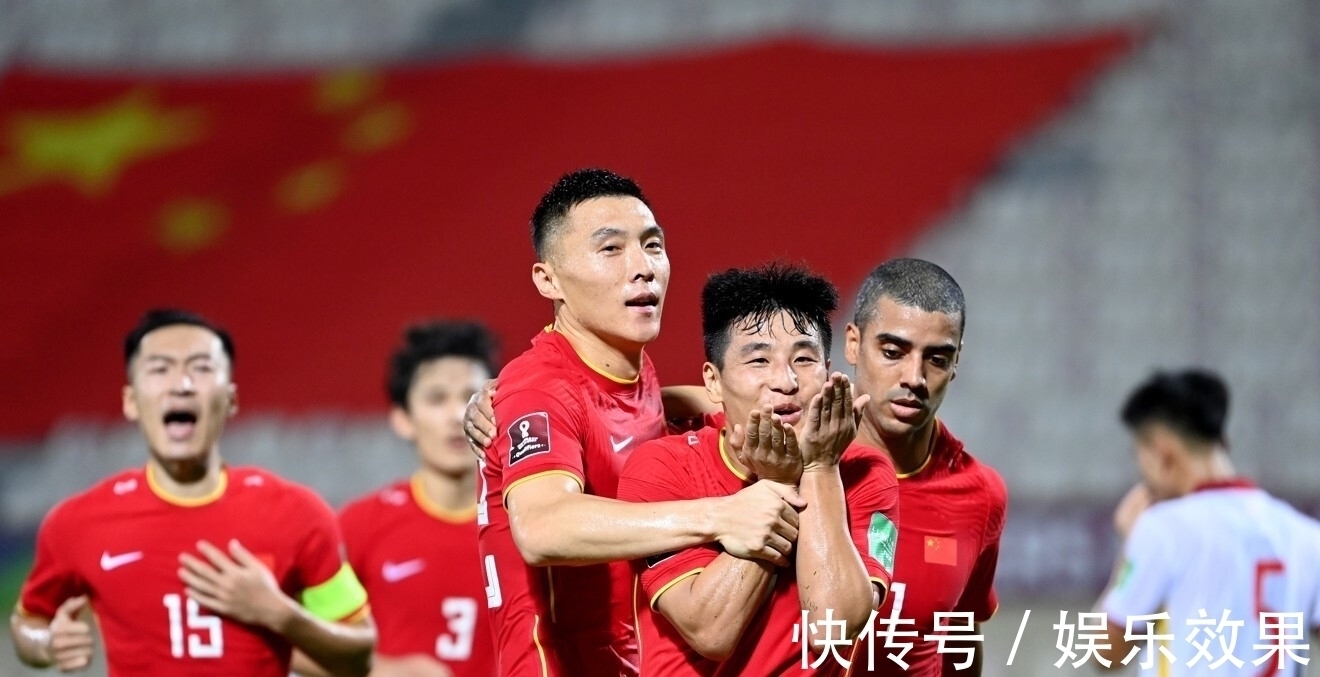 武磊|CCTV5直播!国足底线1-0,武磊+3大归化首发?李铁面对艰难抉择