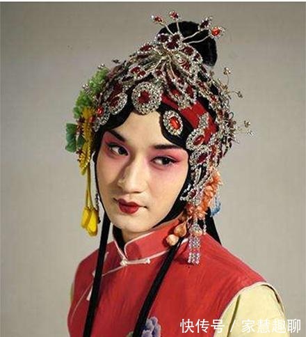 吴宅|京剧大师荀慧生：因穷出身，富家女友被掉包，盖头一掀是女友姑姑