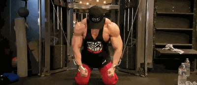 腱子肉|38岁“亚洲肌肉舞王”，一身腱子肉爱跳街舞，婚礼现场成焦点