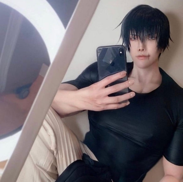 coser|网友COS伏黑甚尔,这个体型和颜值,确定不是漫画里走出来的?