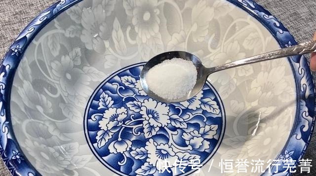 一斤面粉7两水,教你一个炸油条配方,学会都可以开店,别错过!