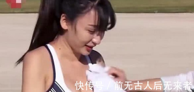 柳岩节目中“花式换衣”,换衣动作端庄优雅,网友眼睛都看直了!