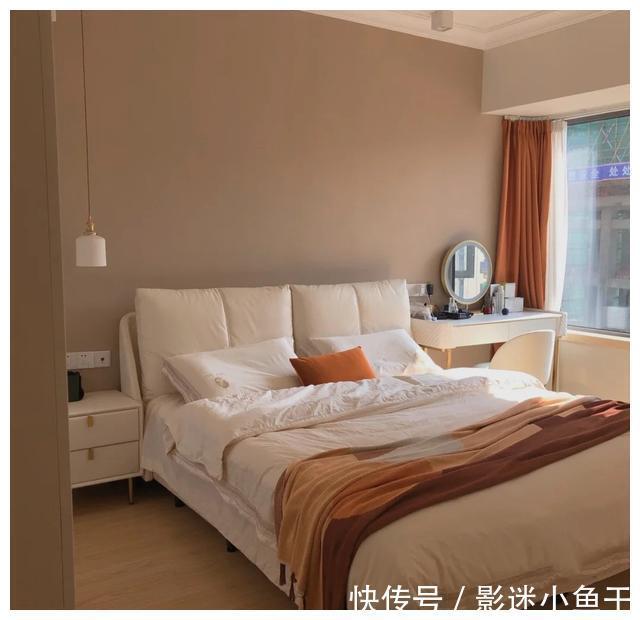 收纳|越来越多人装修不吊顶，学学她家，全屋只走石膏线，照样大方漂亮