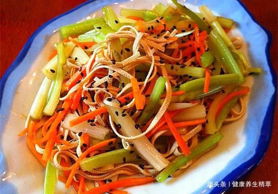 降压|以下食物很适合高血压、贫血者食用，补血降压，但有2类人不能吃