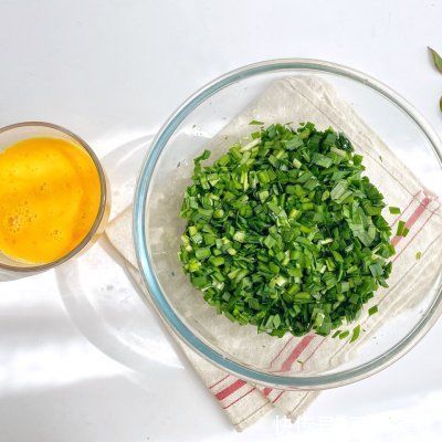 皮薄馅大|免揉面版韭菜盒子??皮薄馅大太好吃啦