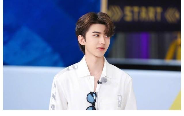 《奔跑吧》收官来袭,跑男团“开撕”节目组,陈立农再遇蔡徐坤