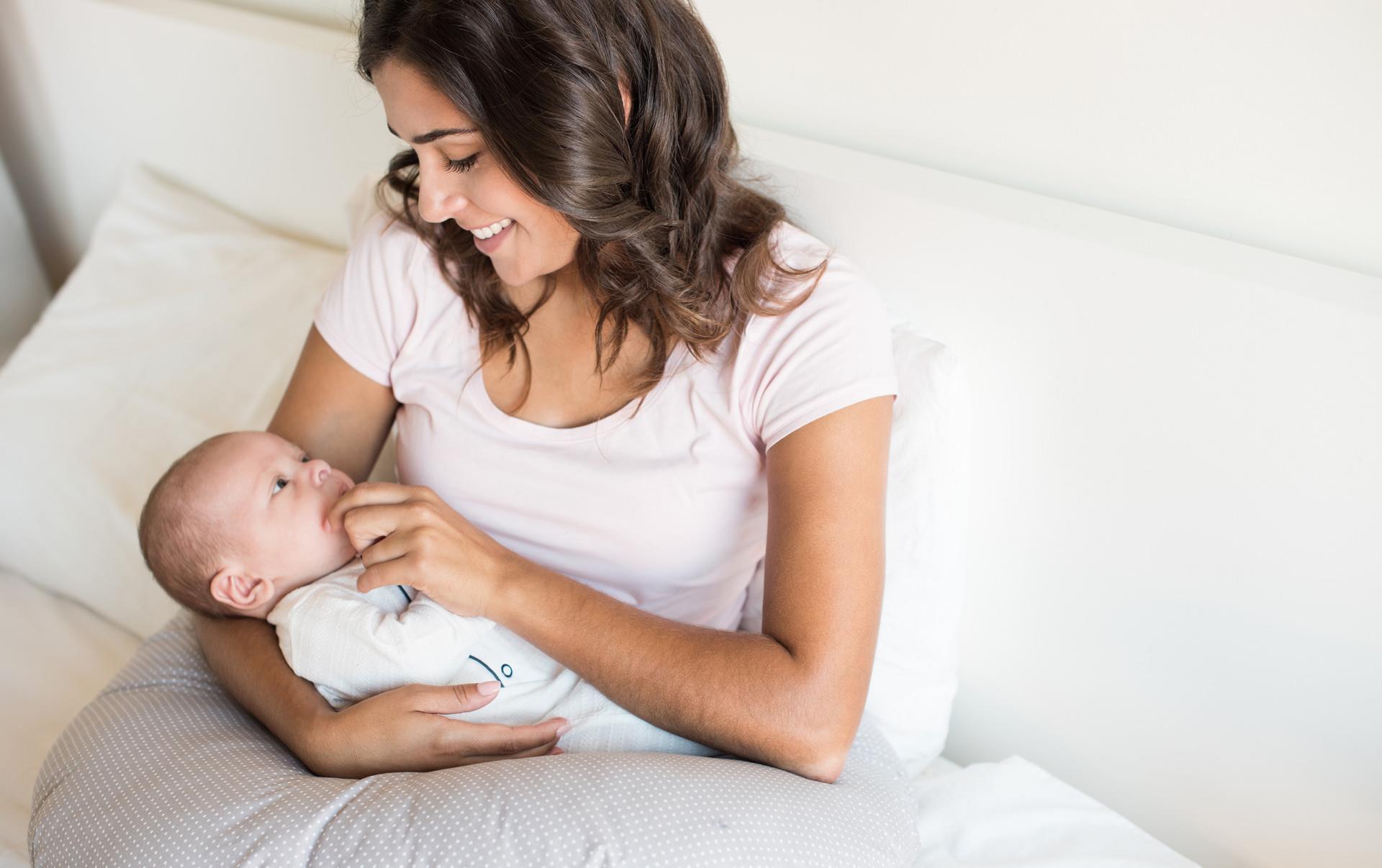 奶奶|奶奶带孩子,常用的老经验会“坑”娃,妈妈爸爸要提前打预防针