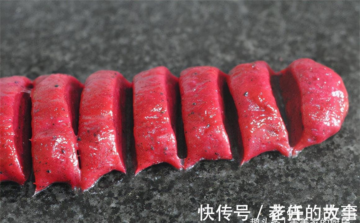 火龙果糍|便秘长痘反反复复?秋天该吃此物!搓一搓撒点粉,香甜软糯好解馋