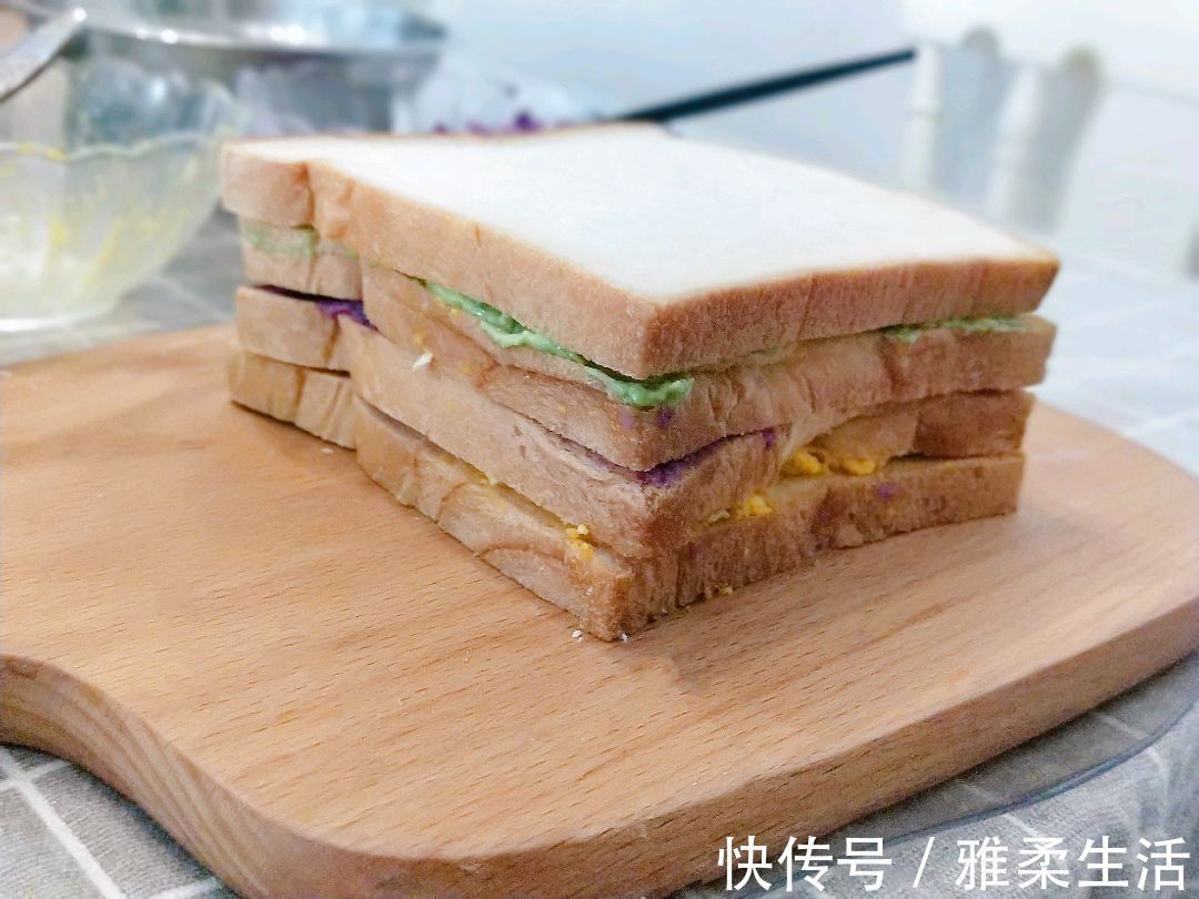 面包片|颜值高的三色三明治，制作简单，口味丰富