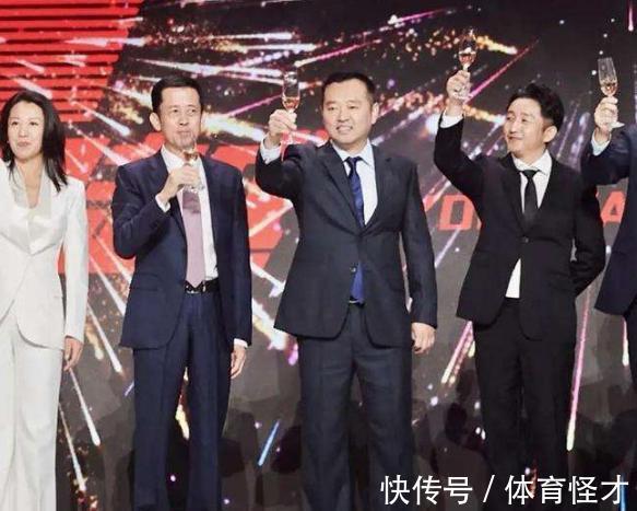 国乒|太感动!孔令辉公开亮相,默认球迷称呼,时隔多年与国乒“破冰”