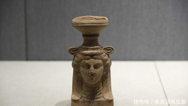  万年前|一万年前的美女长什么样？竟被一块石头如实刻画，令人不忍直视