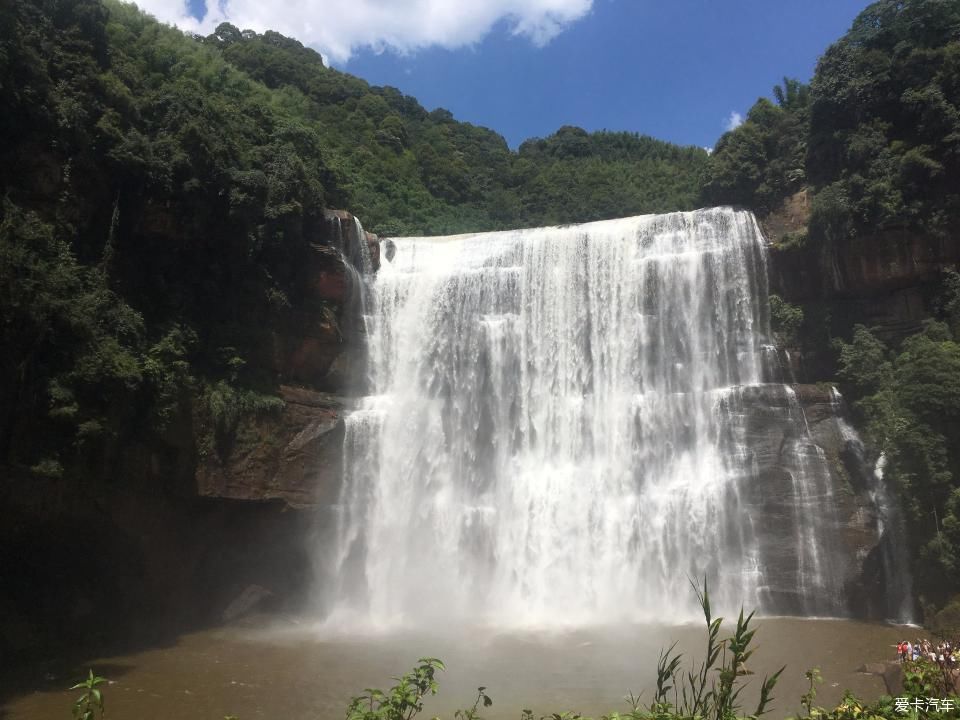 老年|走进赤水丹霞感受国家级风景名胜区的魅力