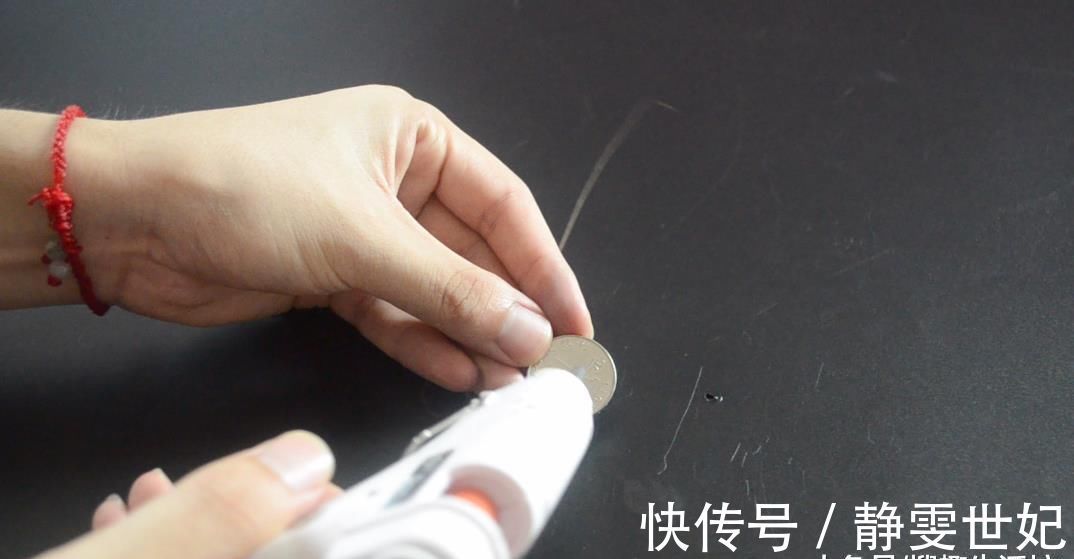 硬币|眼睛不好也能快速穿针引线, 只需一枚硬币就可以, 看完赶紧去试试