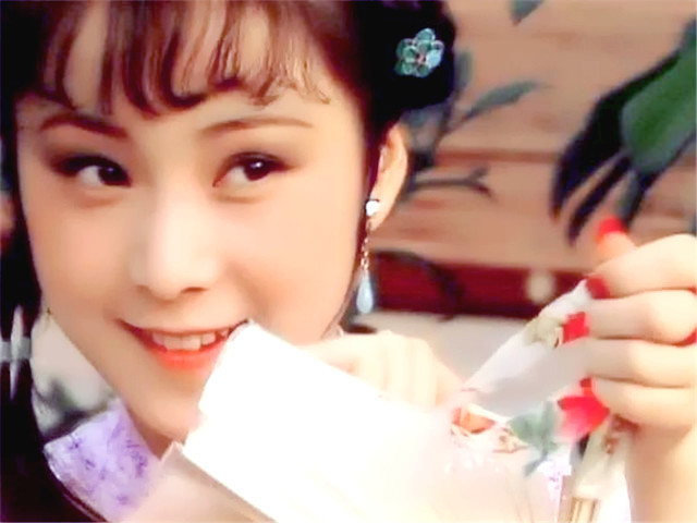 红楼梦@红楼梦秦雯最后送给贾宝玉的指甲,暴露了她在贾府的真实状态