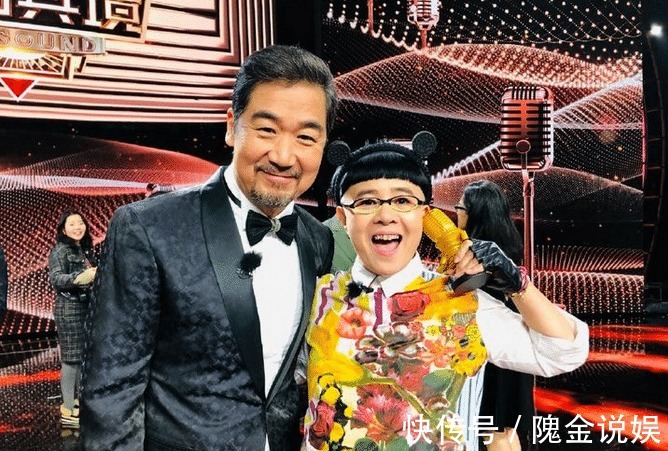 蘑菇头|难怪“金龟子”一直是蘑菇头,当她长发照曝光,这没人顶得住