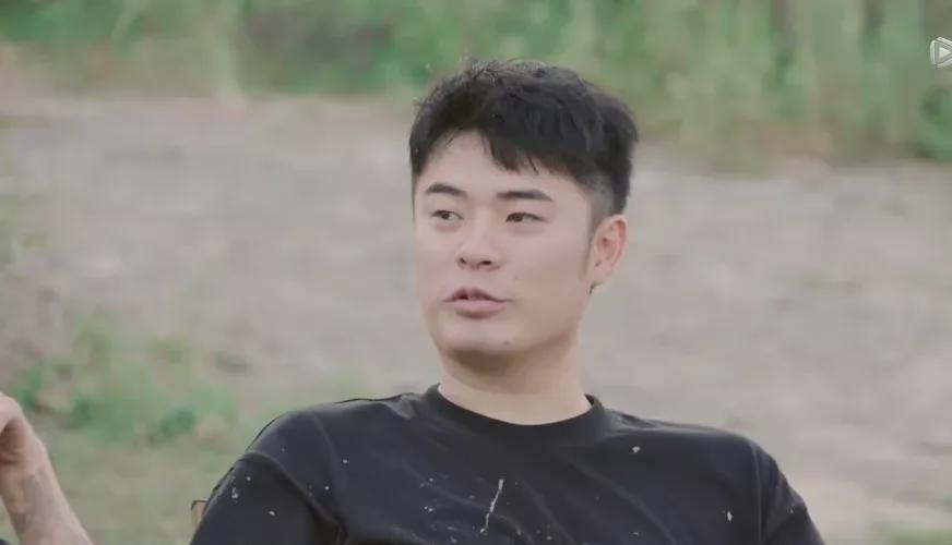 《五哈2》热度低，鹿晗脸垮疲惫，邓超欺负新人，离开跑男都不行