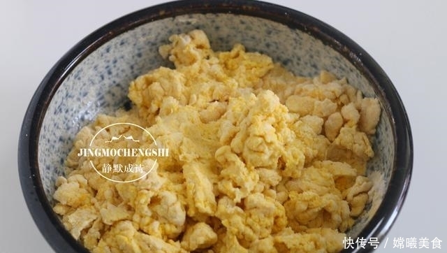 一日三餐|好吃又刮油的馒头，冬天大口吃肉也不怕胖，如此做，比面包都好吃