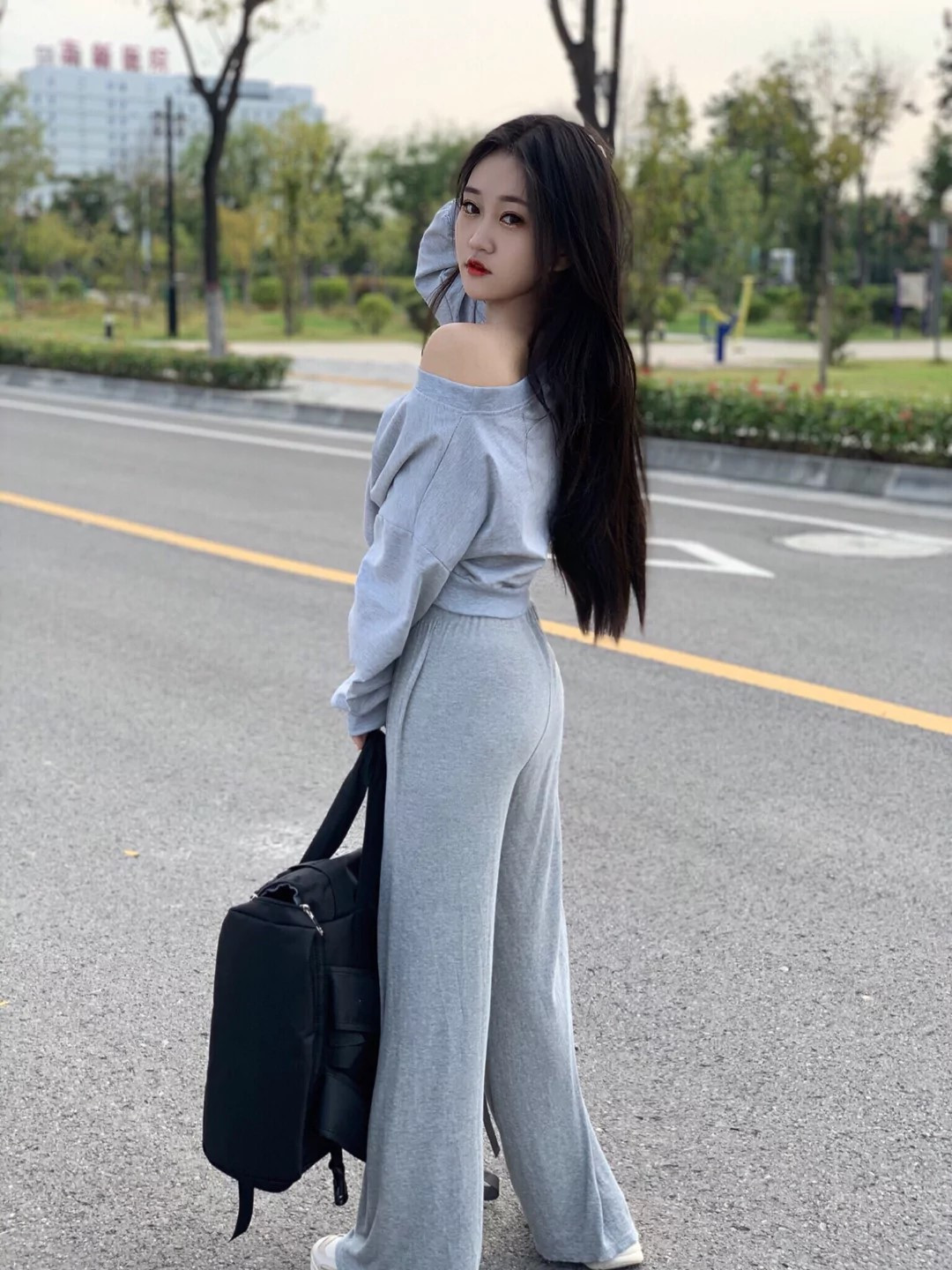 记住|时尚穿搭记住这“三点”, 减龄显瘦有气质