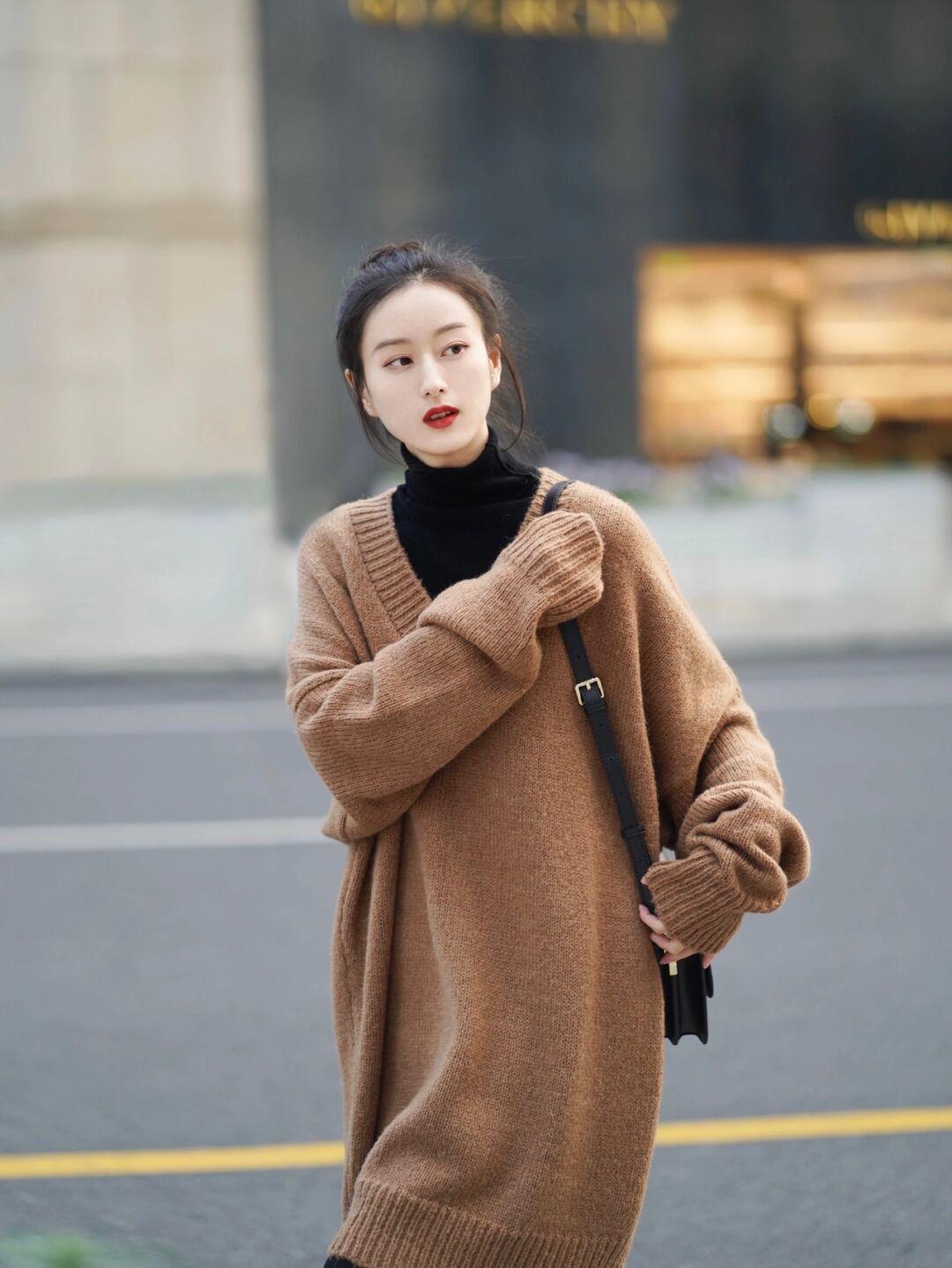 毛衣 这是我见过最温柔大气的冬季穿搭,分享4款毛衣,适合普通大众