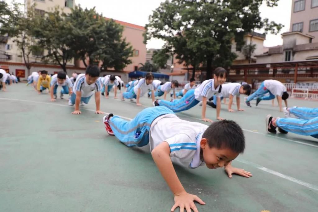 课间|厚街各学校大课间评比结果出炉，这7所学校拔得头筹！