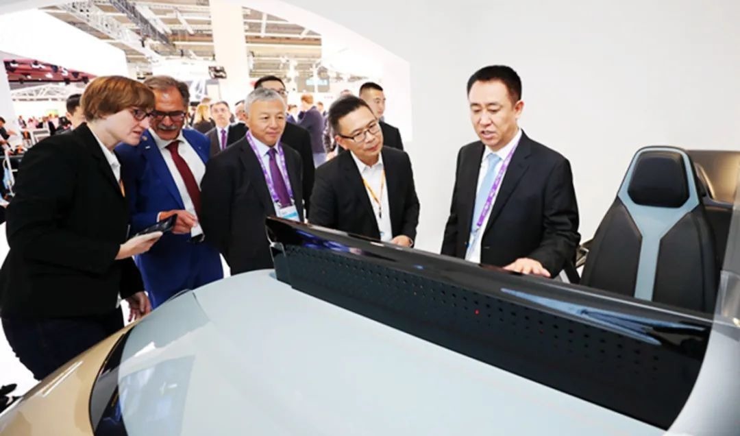 宝能|恒大汽车发布盈利预警,宝能二次裁员开启!房企造车都遇大问题?