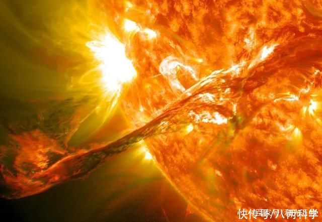 太阳系 飞出太阳系了?230亿公里外的旅行者一号，发现微弱的嗡嗡声!