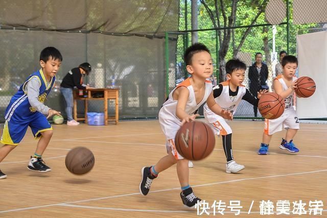 补锌|身高1.53米的妈妈,孩子15岁身高就有180了,长高经验可学学