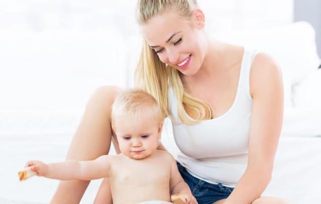 小游戏|一岁宝宝,在家不花一分钱,6个小游戏,提高宝宝智力!