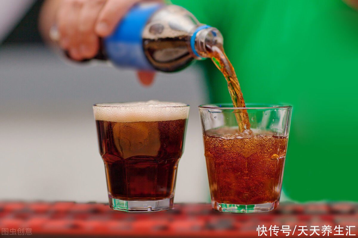 进食|老年人睡眠不好,晚餐少吃7种食物,睡眠质量高,身体更健康