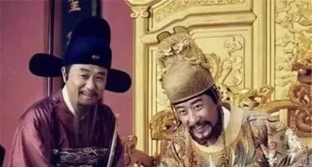 大臣|朱元璋请大臣吃饭,刘伯温看到桌上的杯子,叹道:皇帝要开杀戒