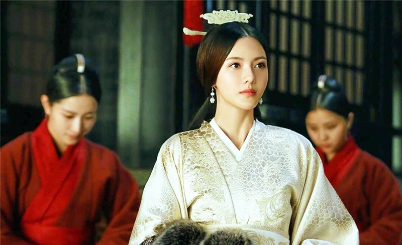 甄宓|曹丕赐死妻子，为何在妻子口中塞满米糠这个说法可能最接近真相