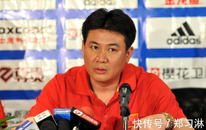 龚翔宇|新帅上任,女排蓄势待发,作出重大调整,黑珍珠陈佩妍熬出头了!