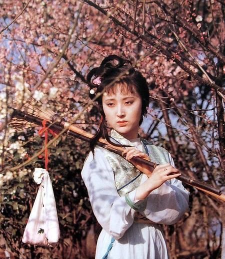 人参上|掀开红楼梦中林黛玉神秘的面纱,让你看看她的真面目