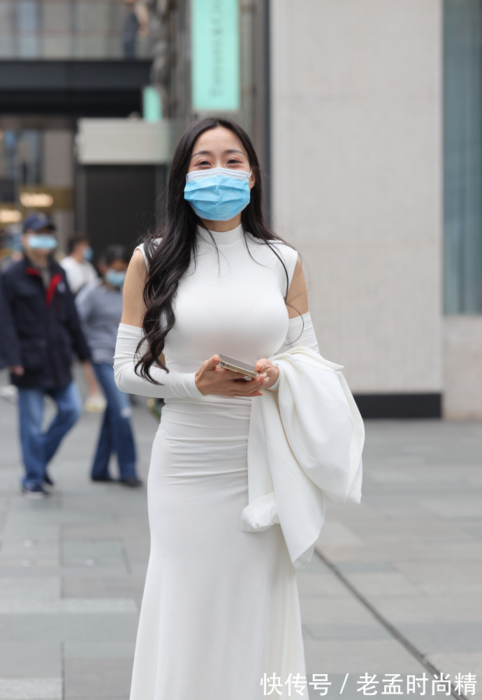 穿搭 用心搭配才能更美,学习穿“修身裙”,你也能让造型优雅出众