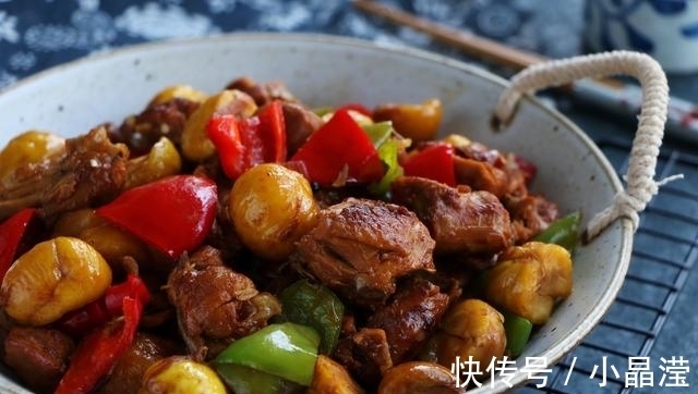 鸡肉|入秋以后,我家常吃这道菜,越焖越好吃,常给孩子吃提高免疫力!