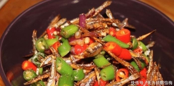 东北“大硬菜”被吐槽没南方硬，东北人不服气：你们有啥货尝尝