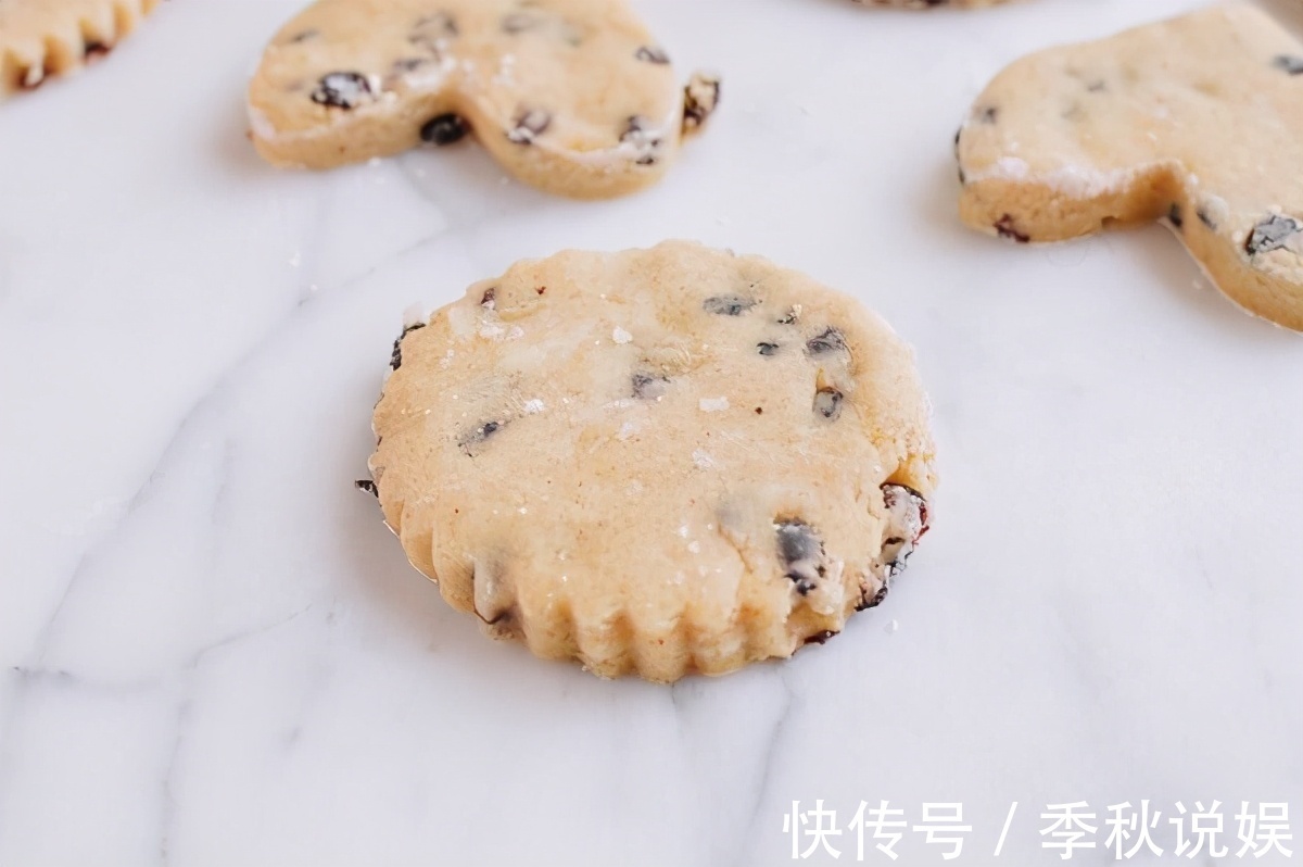 烤箱|传统威尔士曲奇,做法很简单,不用烤箱也能完成,香酥又好吃