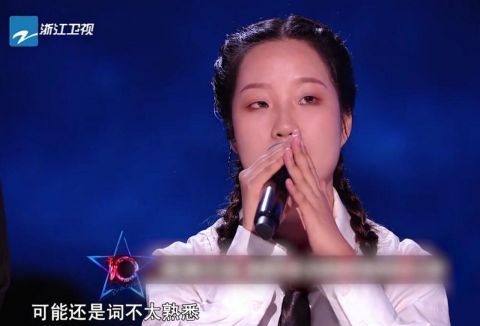 張露馨|李榮浩頂著被罵的風(fēng)險(xiǎn)教王靖雯投機(jī)取巧，結(jié)果對(duì)方不聽(tīng)話(huà)，太虧了