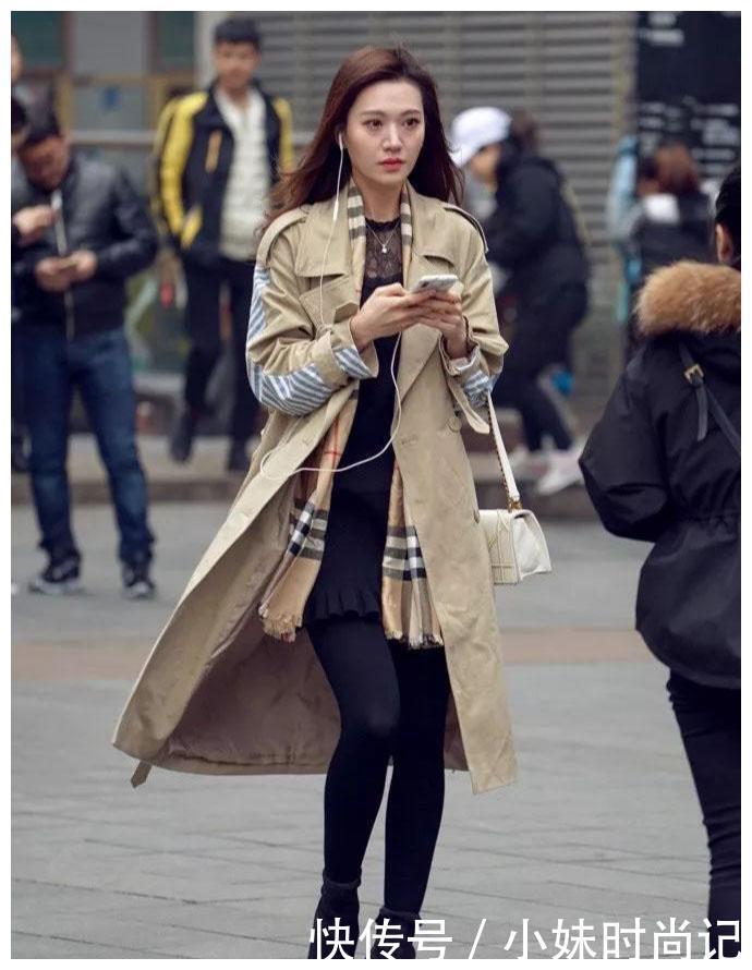 优雅|秋冬休闲风穿搭, 长款风衣+格子围巾, 优雅大气尽显高级时尚感