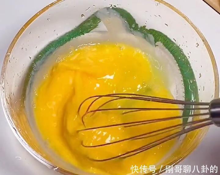 家有烤箱，一定要试试它，无需打发，外焦里嫩，入口即化