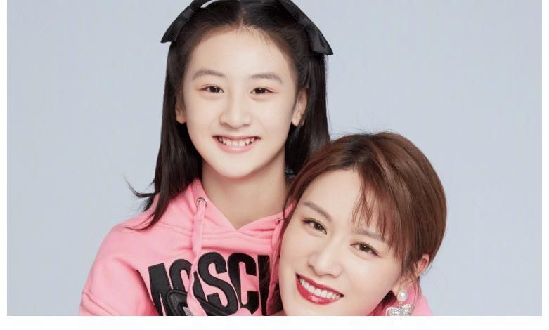 《爸爸去哪儿》的萌娃们长大了,曹格女儿近照变化大,长腿惹人羡