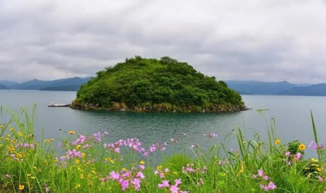 峨眉|湖南春游首选之地，它融山的隽秀、水的神韵于一体，还有千亩桃花