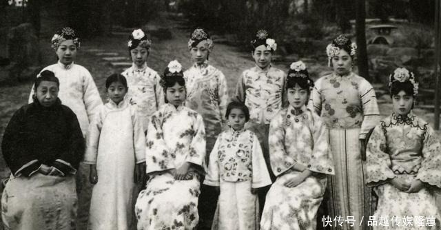 格格|镜头下:晚清皇后妃子和格格们真容,还真的是苦了光绪皇帝了